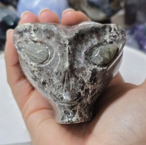 Yooperlite UV Reactive Alien Crystal Carving with Labradorite Eyes 16oz